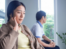 Nỗi buồn lớn nhất của phụ nữ không phải là nghèo, mà là chồng đã ngoài 50 tuổi vẫn ở 2 trạng thái này