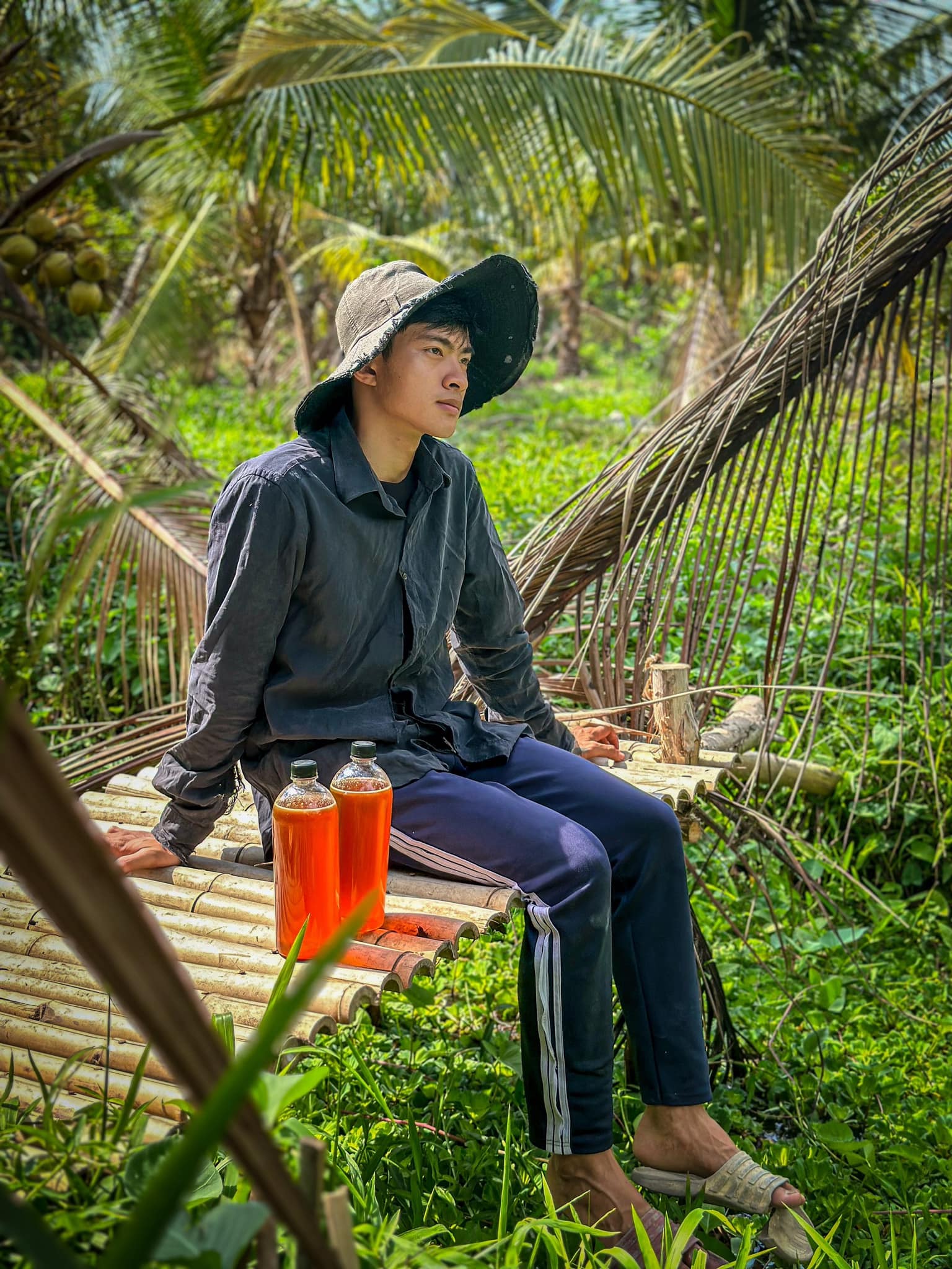 &#34;Nữ đại gia miền Tây&#34; được Lê Tuấn Khang ra sức chạy xe giải cứu 1 năm trước là ai? - 3