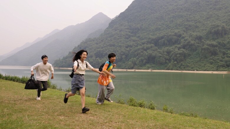 Tập cuối Đi Giữa Trời Rực Rỡ kết "lãng xẹt": Khán giả ngỡ ngàng thắc mắc vì sao Pu mở lòng với Chải - 10