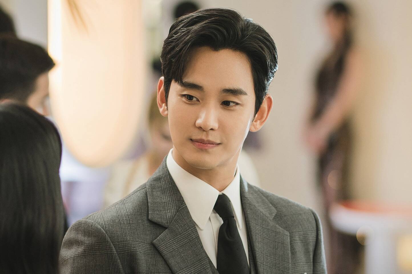 Kim Soo Hyun và Kim Ji Won sắp thành đôi: &#34;Điềm báo&#34; duyên nợ y hệt vợ chồng Hyun Bin? - 2