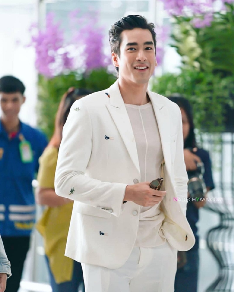 Nadech Kugimiya - nam diễn viên Quỷ Ăn Tạng vừa sang Việt Nam: Đẹp trai &#34;không góc chết&#34;, vừa chung thủy vừa học giỏi - 6