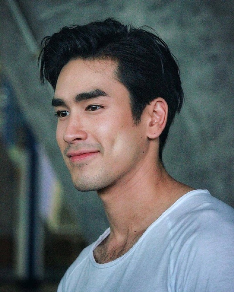 Nadech Kugimiya - nam diễn viên Quỷ Ăn Tạng vừa sang Việt Nam: Đẹp trai &#34;không góc chết&#34;, vừa chung thủy vừa học giỏi - 7