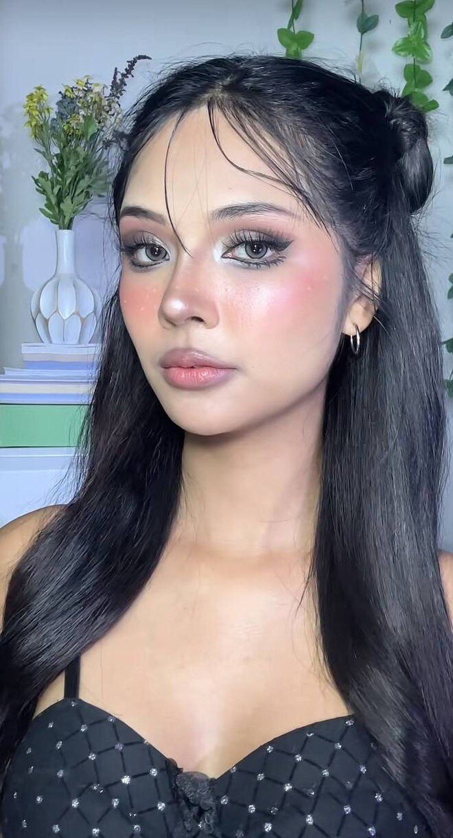 Moo Deng Makeup: Xu hướng trang điểm giống chú hà mã đang viral từ Âu sang Á, báo hiệu hot trend năm nay - 7