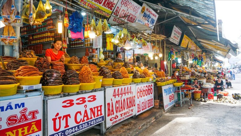 Thăm khu chợ nổi tiếng bậc nhất An Giang: Là niềm kiêu hãnh của người dân "xứ mắm" dù chỉ bán một loại hàng - 3