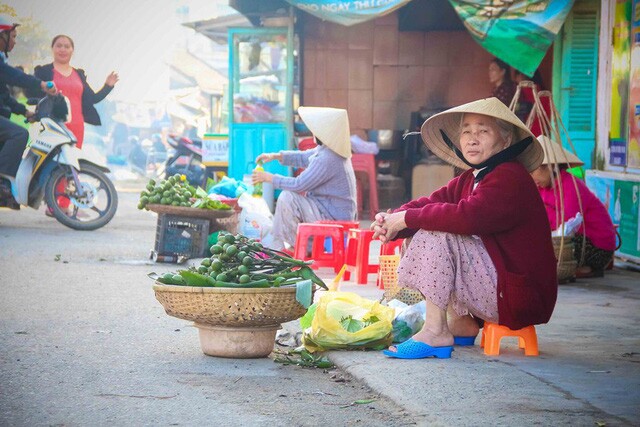 Phiên chợ lâu đời nhất xứ Huế, tồn tại hơn 170 năm dù đã có lúc thất truyền - 2