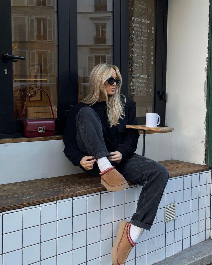 Giày shearling là gì mà làm phái đẹp khắp thế giới &#34;phát cuồng&#34; trong mùa thu đông 2024 - 5