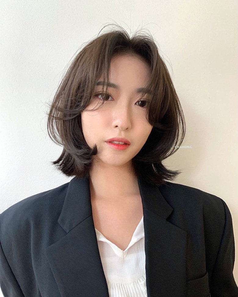 Sở hữu gương mặt tỷ lệ vàng, Hoa hậu ngàn năm có một vừa cắt tóc ngắn liền khiến fans &#34;khóc thét&#34; - 8