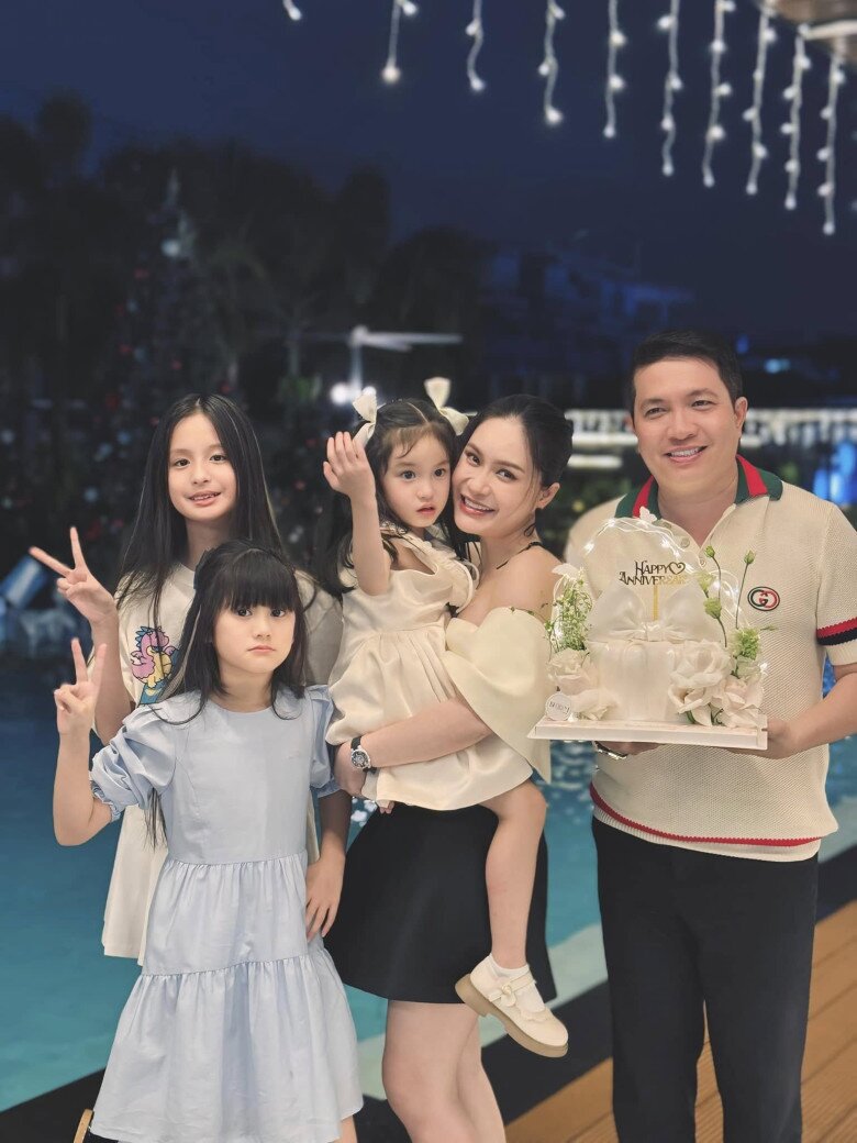 Vừa kỷ niệm 12 năm ngày cưới, vợ chồng Đoàn Di Băng lại ngủ riêng phòng vì “có biến” căng - 2