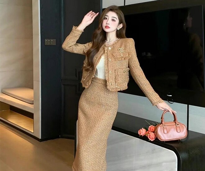 Bí quyết mặc áo khoác tweed không bị "dừ", đậm chất tiểu thư sang chảnh, trẻ trung và cuốn hút - 1