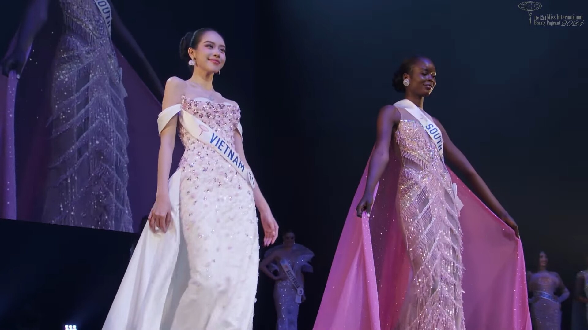 Thanh Thuỷ là Hoa hậu Việt Nam đầu tiên đăng quang Miss International 2024, làm nên lịch sử nhan sắc Việt - 14