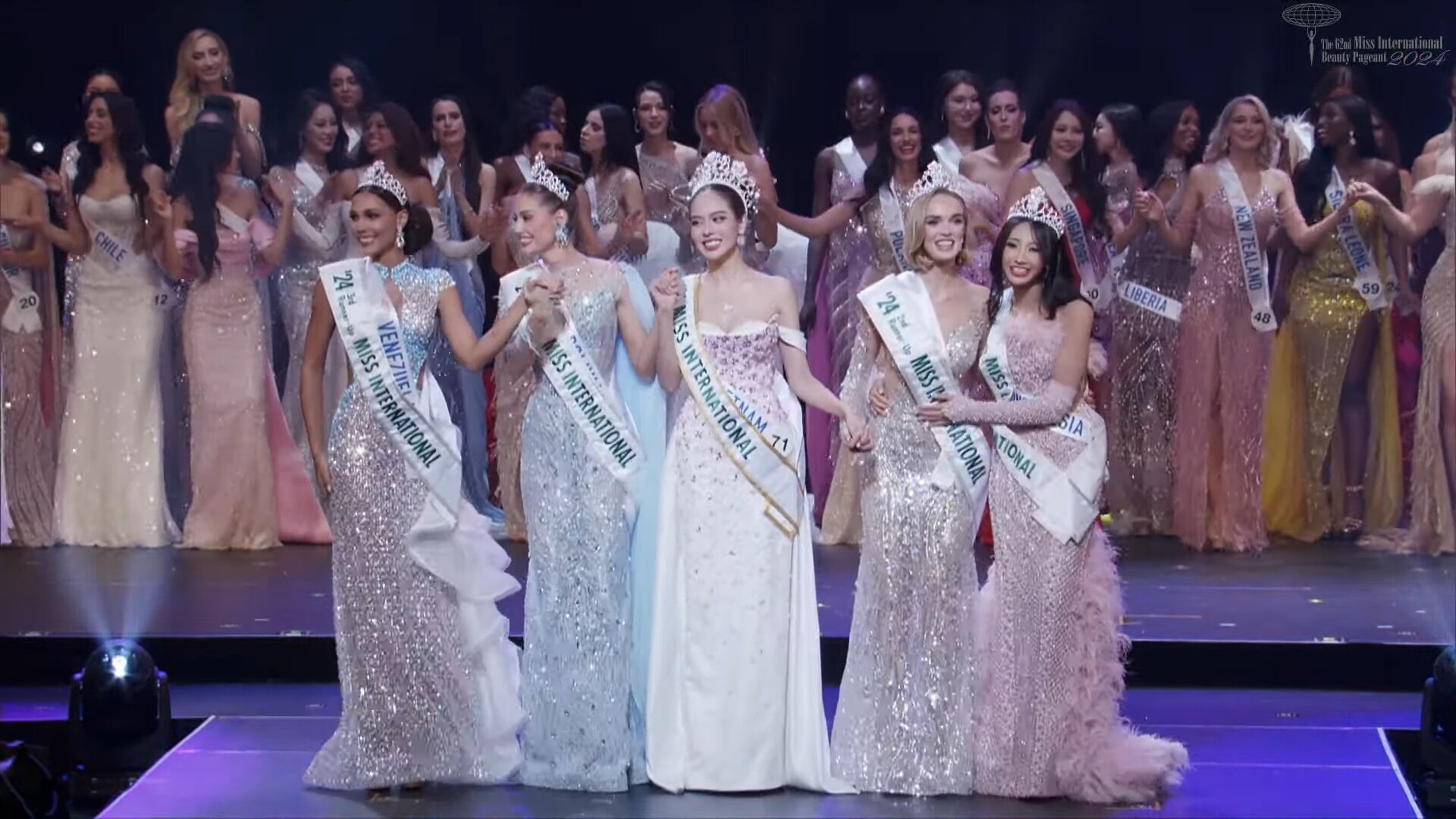 Thanh Thuỷ là Hoa hậu Việt Nam đầu tiên đăng quang Miss International 2024, làm nên lịch sử nhan sắc Việt - 3