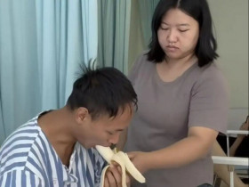 Vợ vừa phẫu thuật ung thư tuyến giáp thì chồng phát hiện mắc ung thư gan, quyết định của cả hai khiến ai cũng xúc động