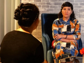 Yêu một năm rồi về ra mắt nhà bạn trai, người phụ nữ sững sờ khi biết thân phận thật của anh