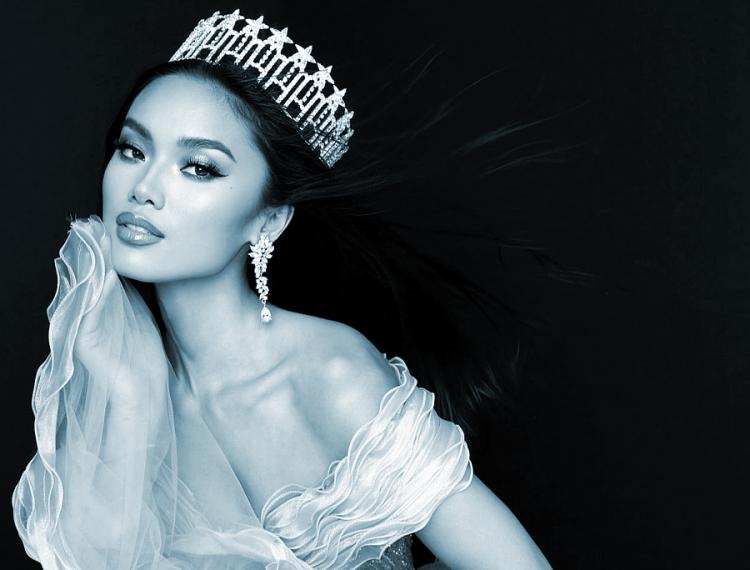 Ánh hào quang từ một vương miện