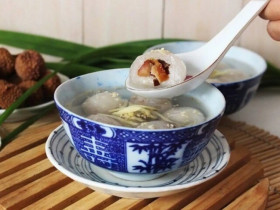 10 món chè Huế nhất định phải thử, có loại “hot rần rần”, nghe tên thấy vị sai sai mà càng ăn càng cuốn