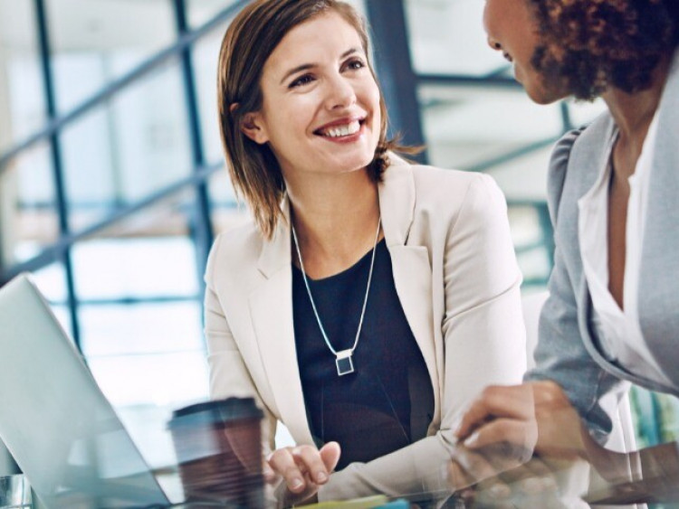 5 mẹo tâm lý không hề chiêu trò giúp bạn nắm quyền chủ động nơi công sở