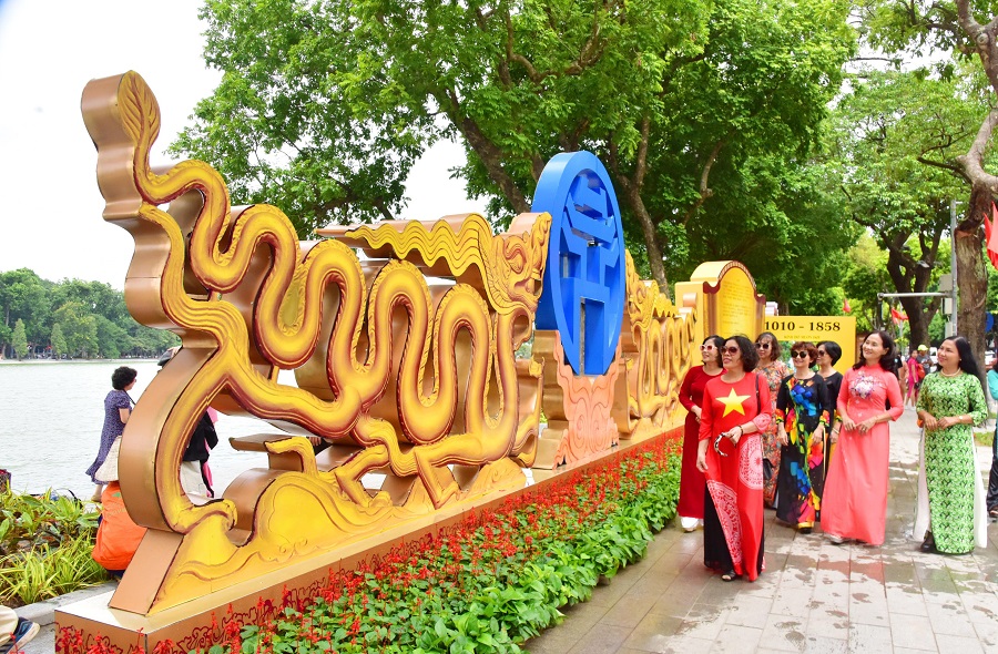 Hà Nội - Điểm đến của niềm tin và hòa bình - 1