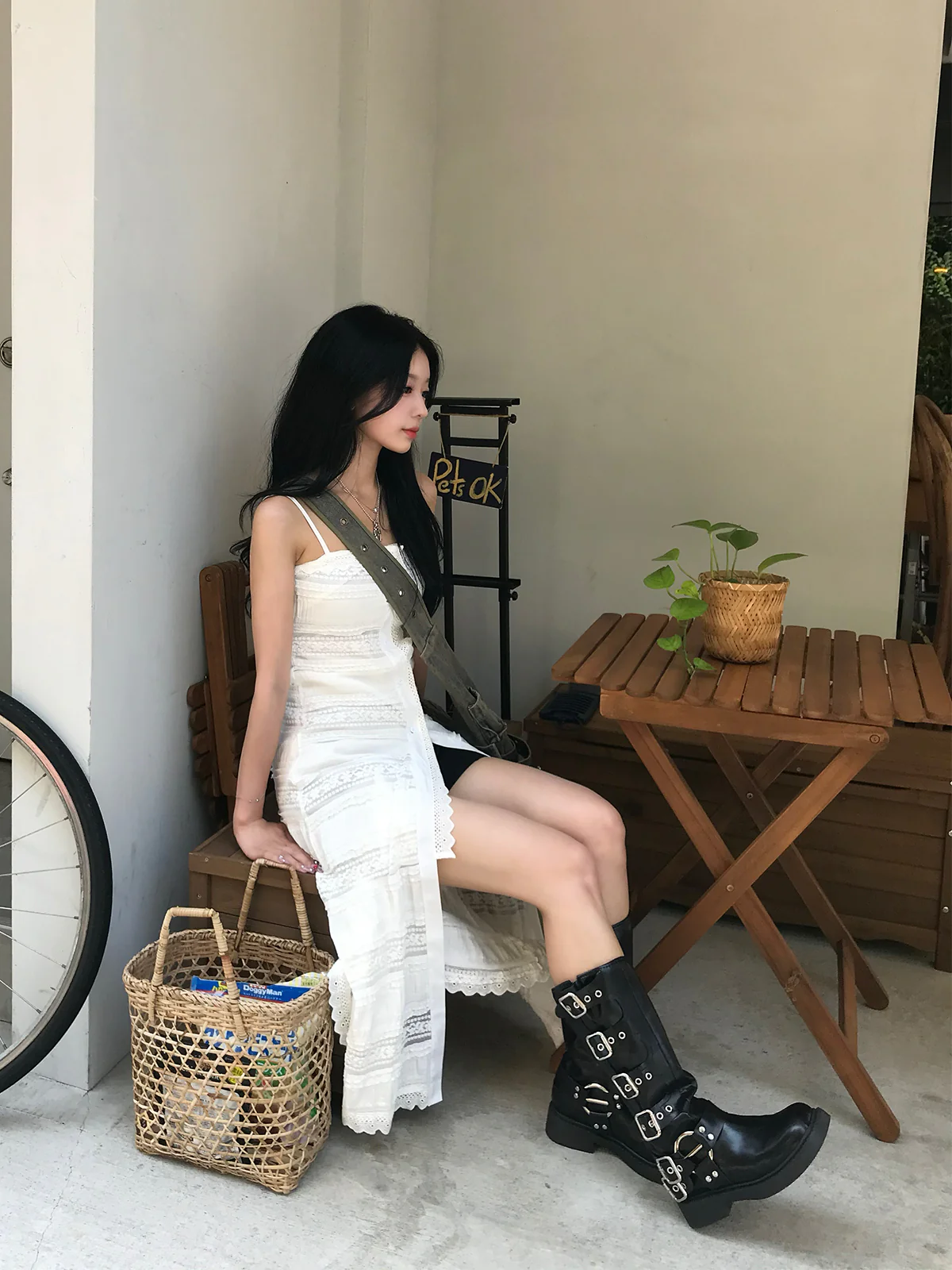 Cập nhật 8 kiểu bốt đẹp nhất thu đông 2025: Tôn dáng, “hack” chân thon và hợp mọi phong cách từ tối giản đến sang chảnh - 8