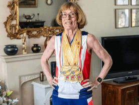 Huyền thoại đường chạy ở tuổi 75