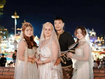 Chàng trai khiếm thị học hết cấp 2, làm nghề massge cưới vợ Tiến sĩ người Mỹ, sinh 2 con đẹp như thiên thần