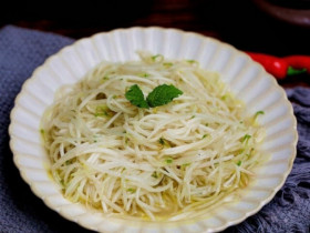 Xào giá đỗ đừng cho trực tiếp, thêm một bước giá vừa giòn lại không bị ra nước hay mềm nhũn