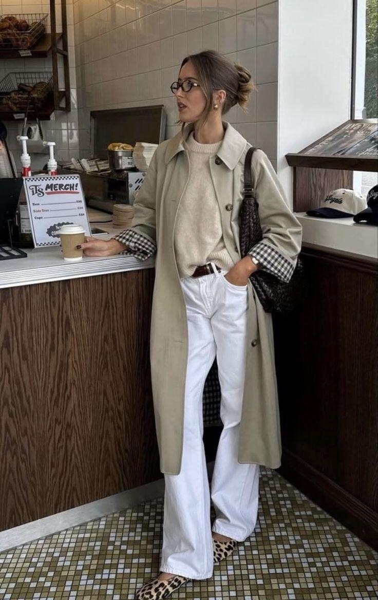 Mùa lạnh đón đầu xu hướng diện quần trắng nhờ 4 công thức này, hội chị em vừa mặc ấm lại trẻ trung hơn tuổi - 3