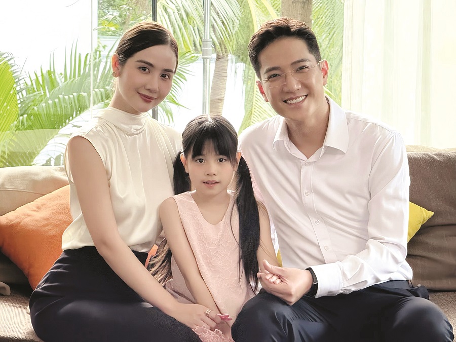 Nữ “tổng tài” từ màn ảnh tới đời thực! - 2