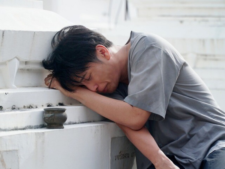 Người phụ nữ bỏ lại 7 đứa con, ly hôn tay trắng, chồng van xin quay lại nhưng cư dân mạng đồng loạt khuyên “đừng!”