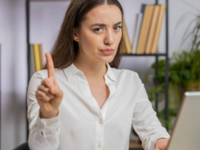 9 cách phản ứng tinh tế mà khôn ngoan khi ai đó chỉ trích bạn một cách không công bằng