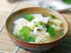 Loại quả là “nhân sâm của người nghèo” nấu chung với trứng gà được món cực bổ lại đẹp da, chỉ 20.000Đ được bát đầy ắp