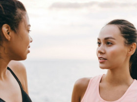 8 dấu hiệu đơn giản giúp bạn phát hiện ngay kẻ 2 mặt