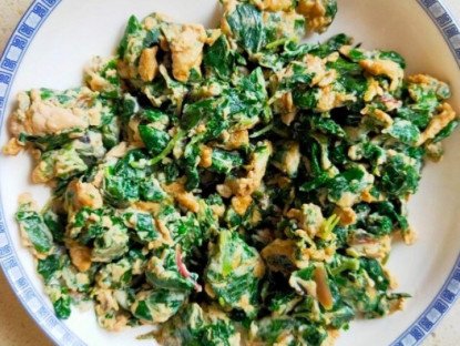 Lá này axit folic gấp 46 lần dưa chuột, giá rẻ bằng ½ rau muống, đem xào trứng vừa lạ miệng lại cực tốn cơm
