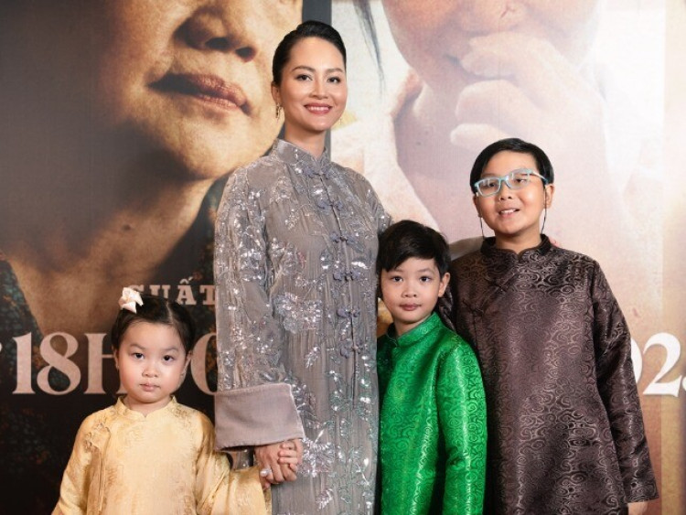 Đỗ Thị Hải Yến mang 3 con với chồng doanh nhân lên thảm đỏ, nhan sắc tuổi 43 "tuyệt đối điện ảnh"