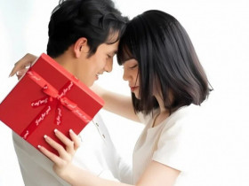 Cô gái trẻ “cầu cứu” bác sĩ vì món quà của bạn trai