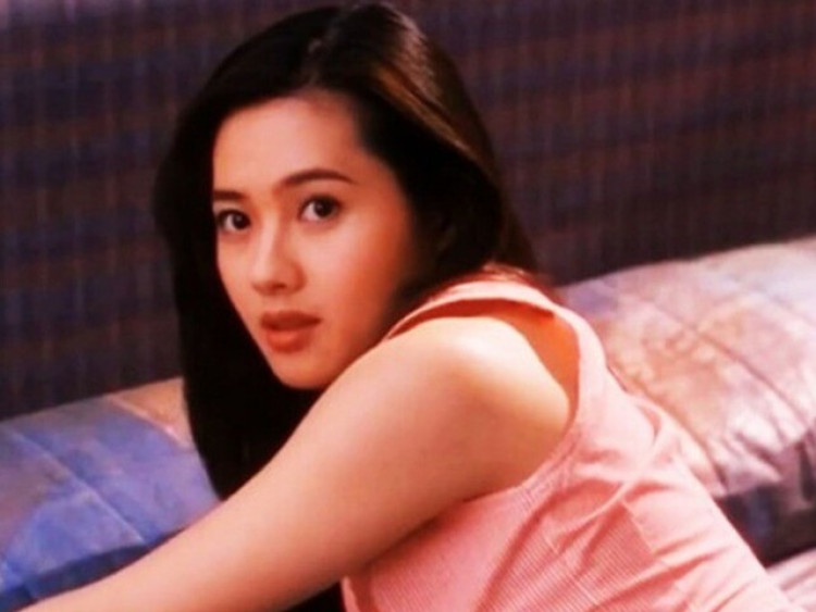 Ảnh hậu bị bạn diễn "làm thật 100%" khi đóng phim, 2 lần mang danh giật chồng người