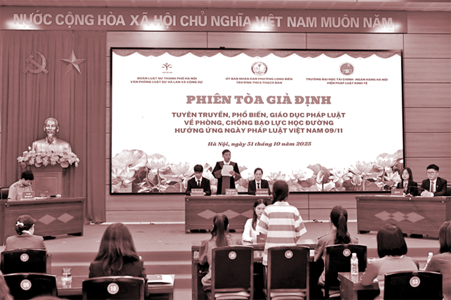 Phía sau những cú đánh - 2