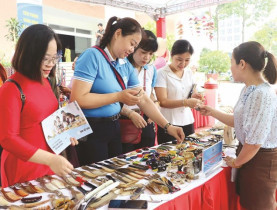 Bước phát triển mới của phong trào phụ nữ Thủ đô