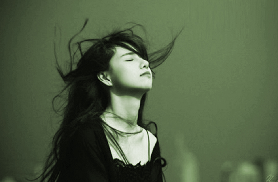 Khi con biết yêu - 1