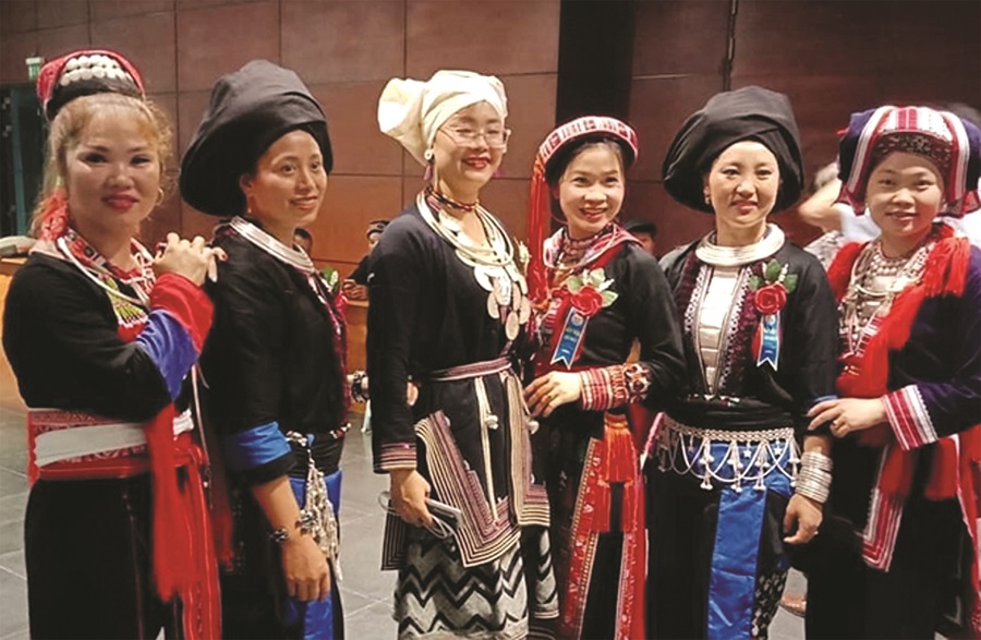 “Đánh thức tiềm năng” vùng đồng bào dân tộc thiểu số và miền núi - 2