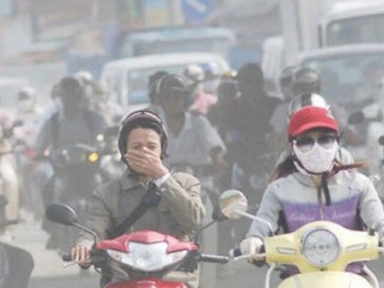 Cô gái trẻ phải “cầu cứu” bác sĩ vì ô nhiễm không khí, chuyên gia đưa ra cảnh báo tới người dân