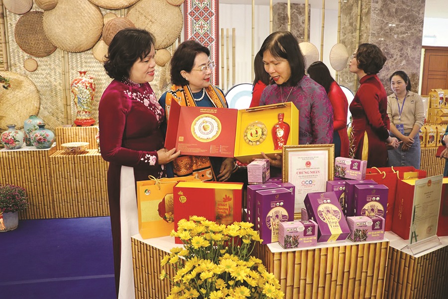 “Cầu nối” giúp phụ nữ khởi nghiệp - 2