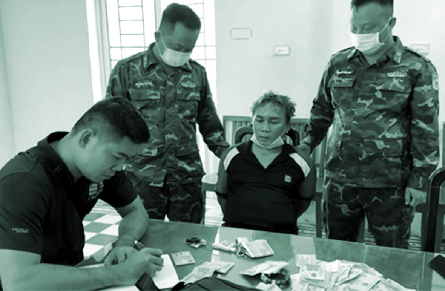 Tiền bạc... xé toạc tình thân - 1