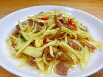 Loại củ mệnh danh là "nhân sâm nước", mọc từ bùn đất quê, nay là đặc sản ở thành phố, xào hay kho đều ngon