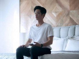 Đi nước ngoài gửi cho vợ 30 triệu/tháng, vô tình nghe mẹ và vợ nói chuyện qua điện thoại, tôi ly hôn