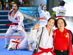 VĐV Jujitsu được mẹ "hộ tống" sang Thái thi đấu, vượt nỗi sợ giành huy chương, tiết lộ lời dặn dò đặc biệt