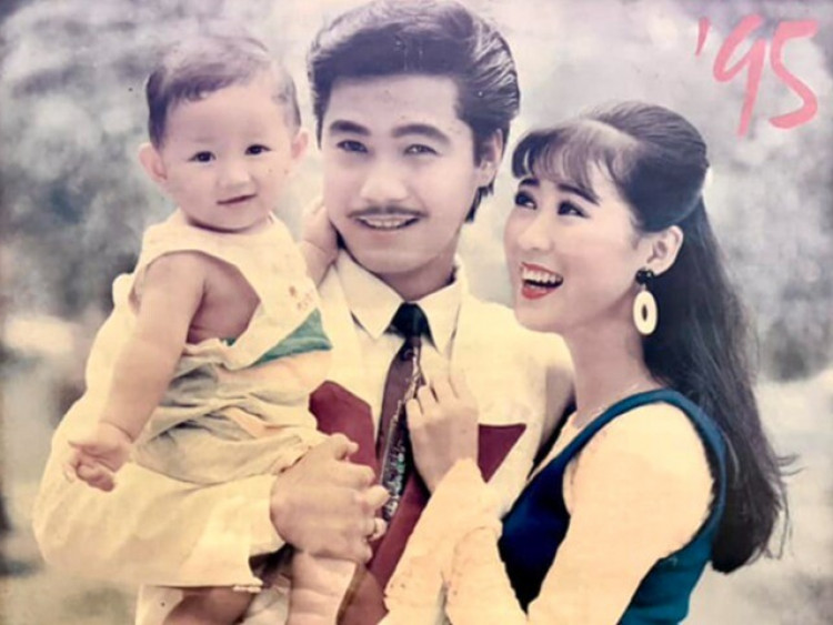 "Vợ" Lý Hùng là "nữ hoàng ảnh lịch" đẹp khó thay thế, từng bị lừa tình ngay lễ đính hôn, bất ngờ nhan sắc ở tuổi U60