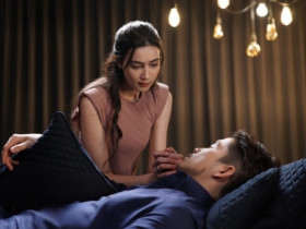 Mừng rỡ khi bạn gái báo có thai, nửa đêm thấy cô ấy xoa đầu mình, tôi tức giận hủy hôn