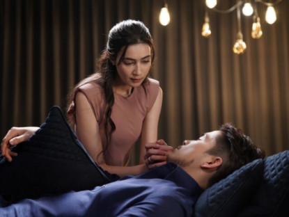 Mừng rỡ khi bạn gái báo có thai, nửa đêm thấy cô ấy xoa đầu mình, tôi tức giận hủy hôn