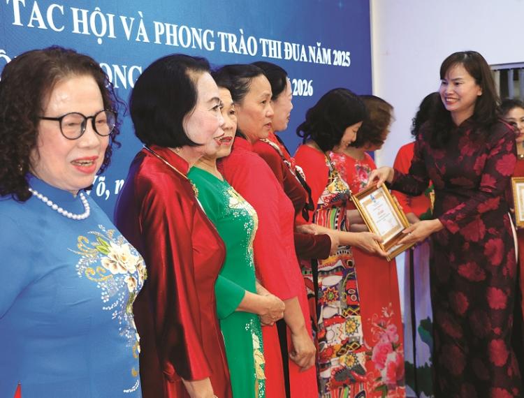 Cảnh báo thủ đoạn lừa đảo vé máy bay dịp Tết