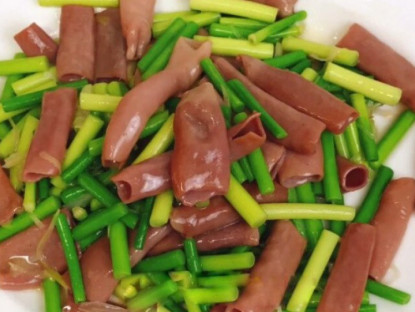 Đặc sản có tên "ngượng đỏ mặt", toàn thân không xương, ăn sống hay chín đều được, giá khoảng 200.000 đồng